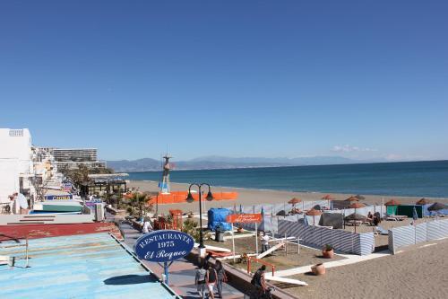 Apartamentos Guaquin Torremolinos Eksteriør billede