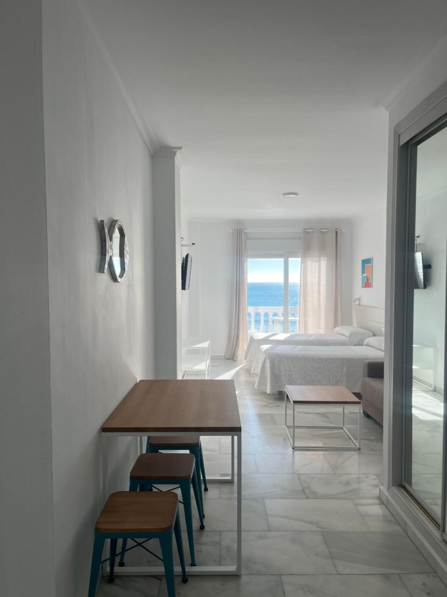 Apartamentos Guaquin Torremolinos Eksteriør billede