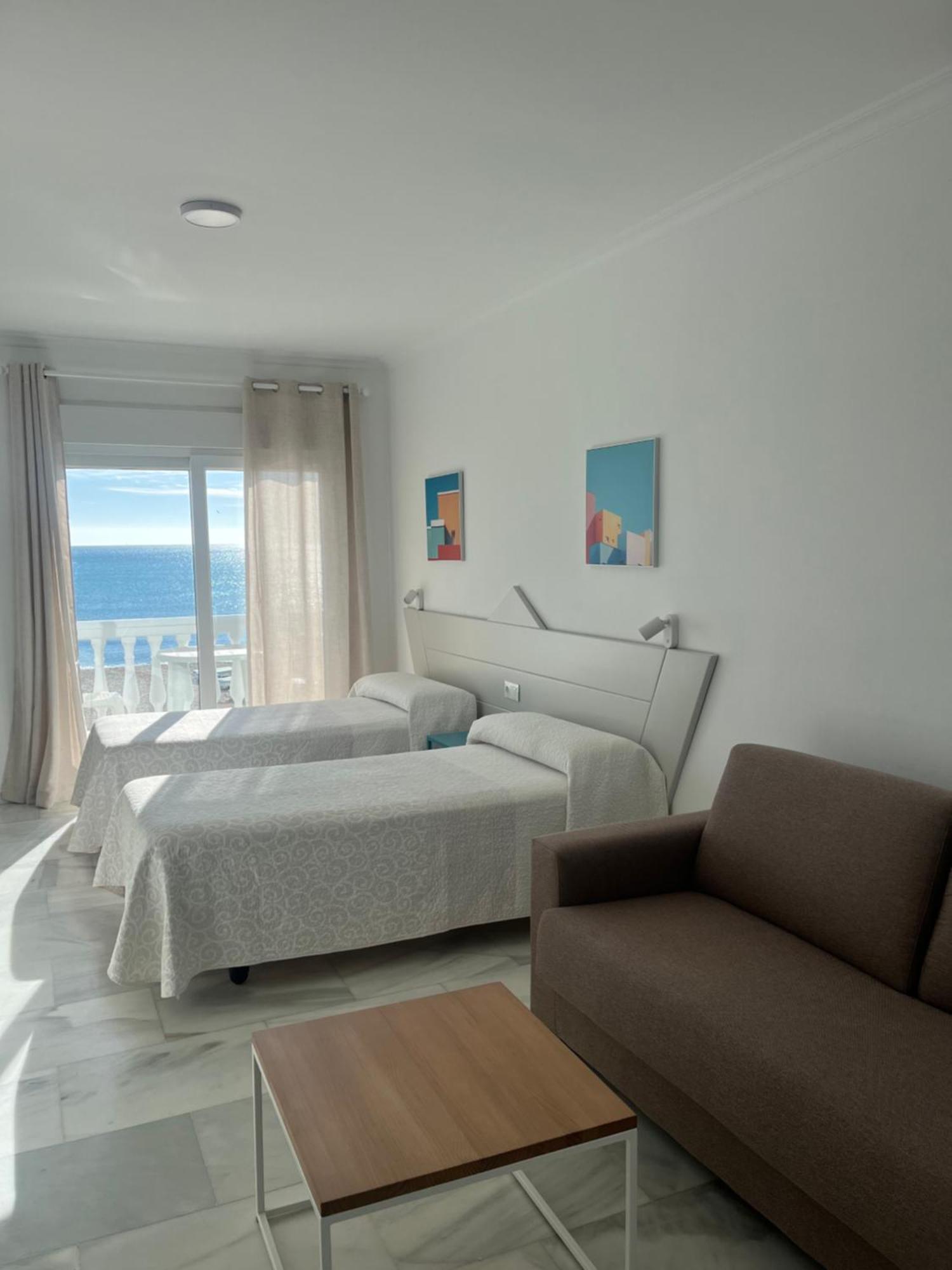Apartamentos Guaquin Torremolinos Eksteriør billede